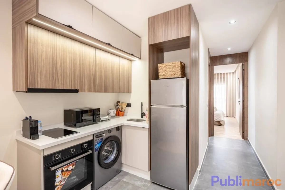 un magnifique studio neuf, jamais habité au  quartier France ville photo 4