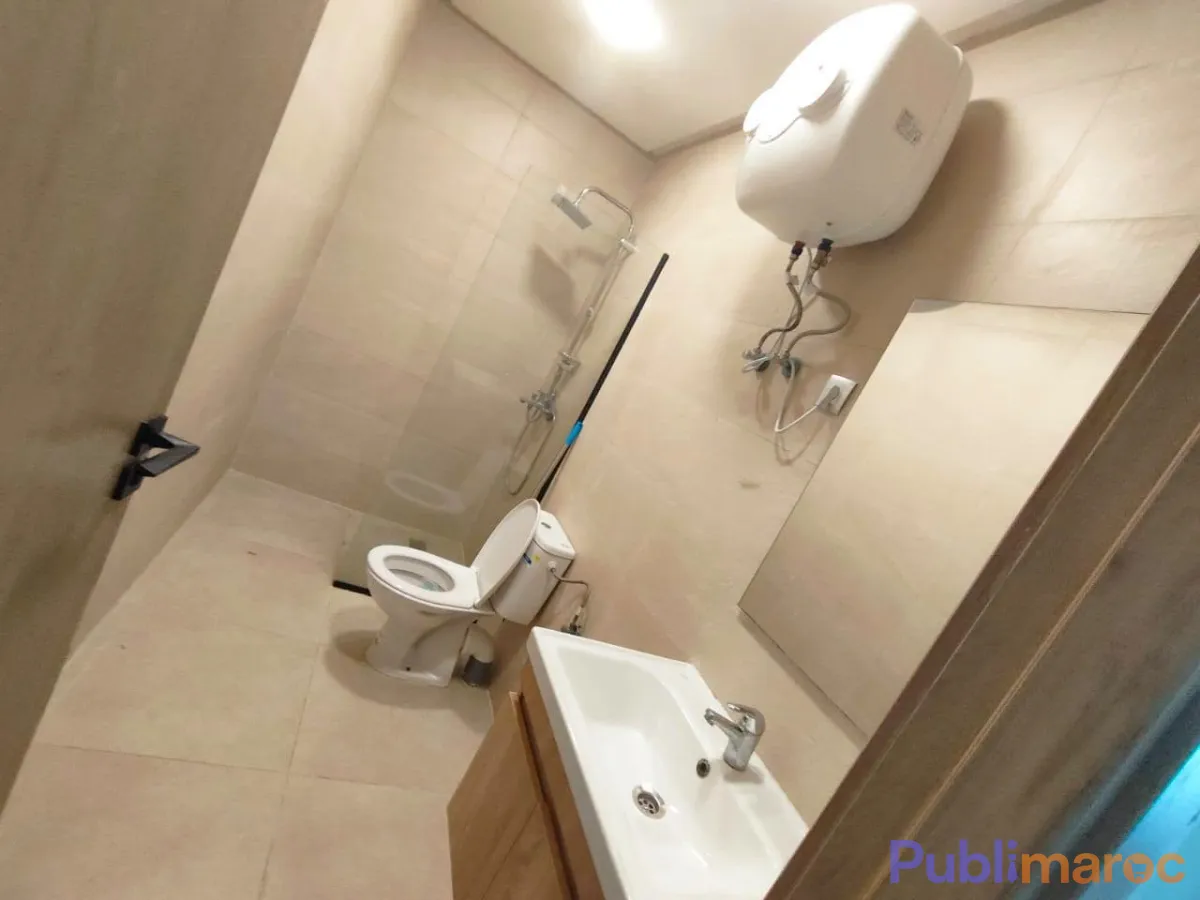 Location studio meublé pour Fille, situé à Anfa photo 3