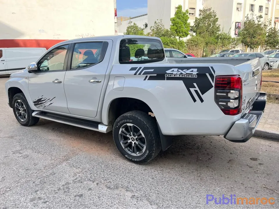 Mitsubishi L200 Modèle 2022 photo 6