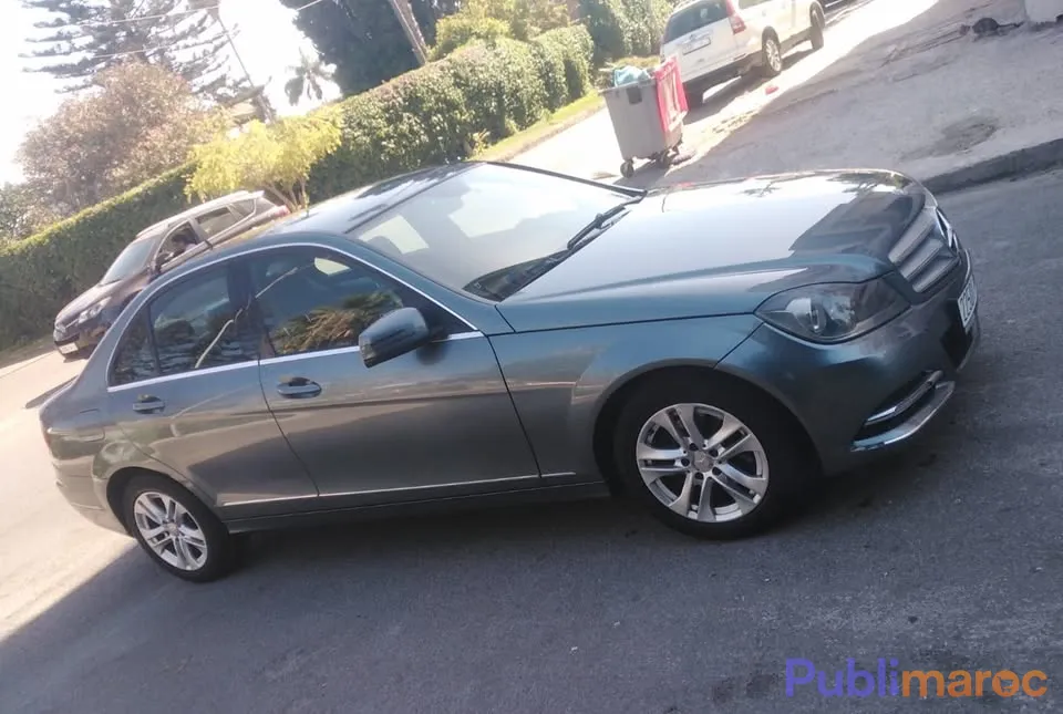 Mercedes-Benz Classe C 220 CDI (Modèle 2012 – Dédouanée 2015) photo 6