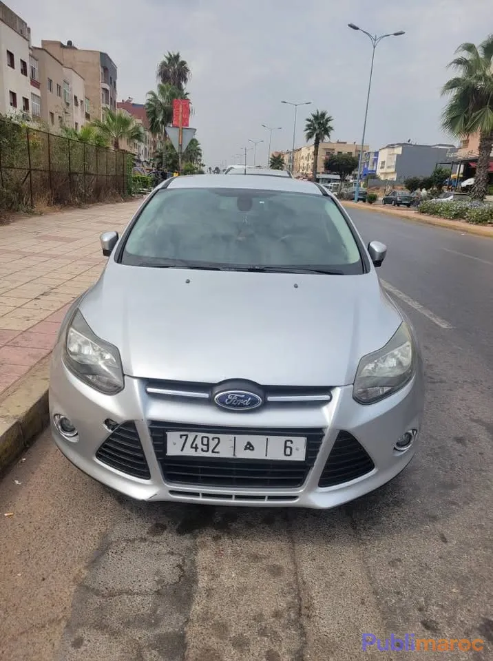 Ford Focus Sedan (Modèle 2013) – Finition Sport (Toutes Options)