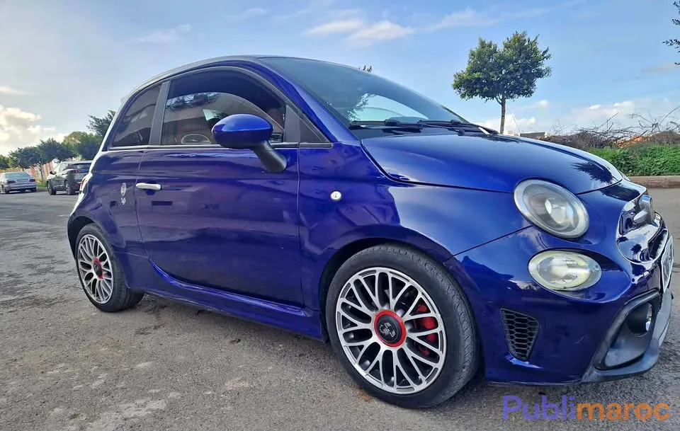 VENTE URGENTE – Fiat 500 Abarth Essence (Modèle 2019)
