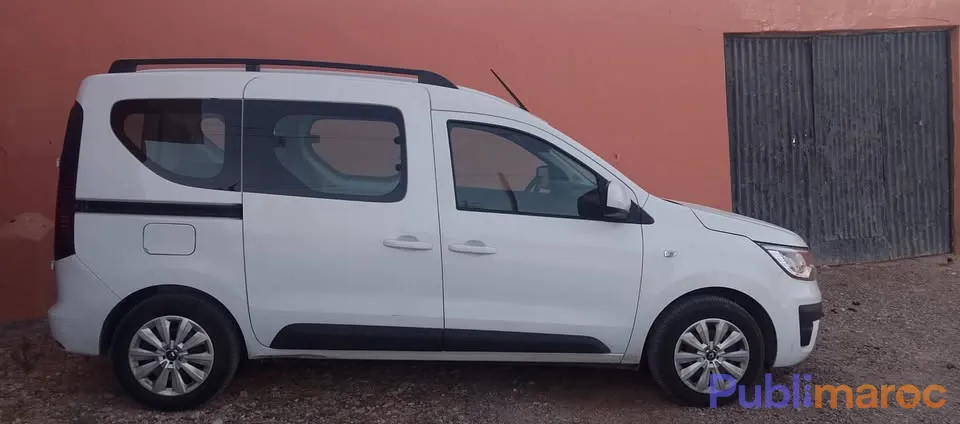 Renault Express Van/Combipace (Modèle 2023) – Casablanca