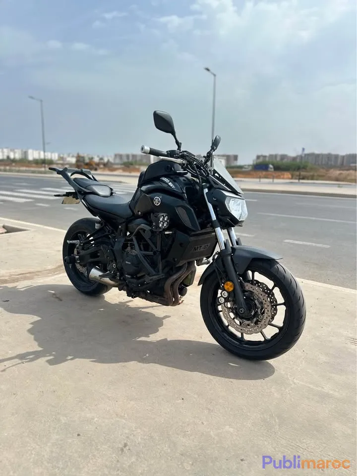Yamaha mt-07 (dédouanée 2024)