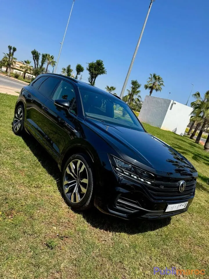 Volkswagen touareg r-line (modèle 12/2021)