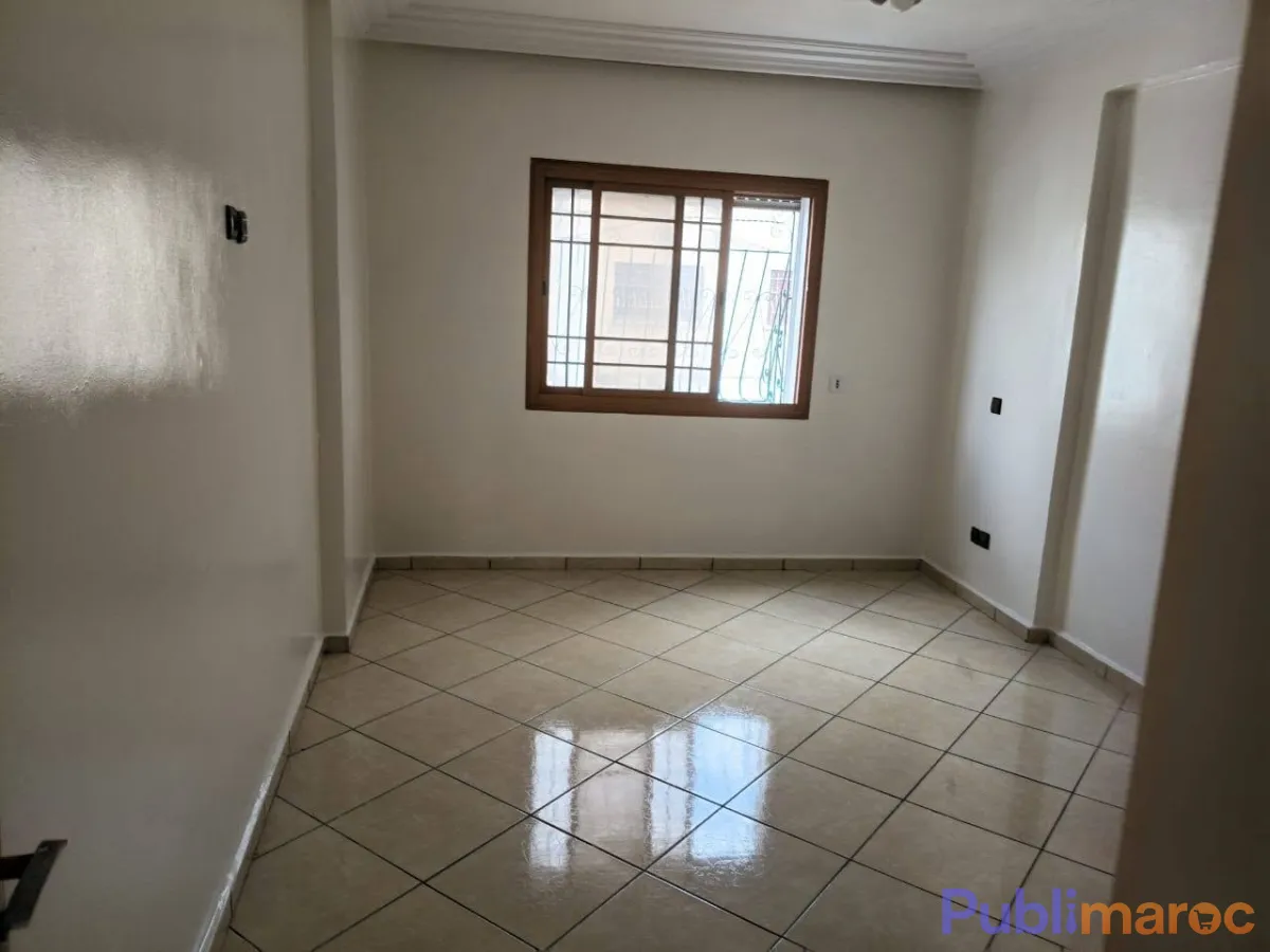 APPARTEMENT F3 À LOUER (70 M²) – RÉSIDENCE ALBORAQ, BOURNAZEL (CASABLANCA)