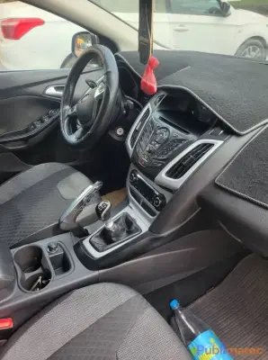 Ford Focus Sedan (Modèle 2013) – Finition Sport (Toutes Options) photo 4