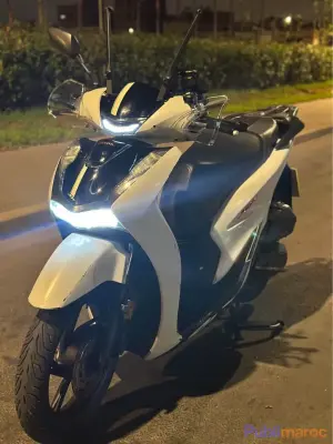 Honda SH 125i Sport (Modèle 2022 – Dédouané 2026) photo 1