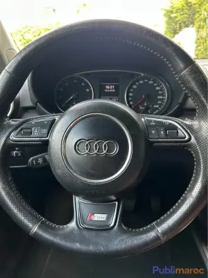 Audi A1 essence automatique photo 4