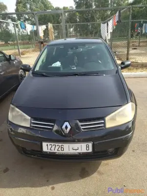 Renault Mégane 2 (Fin 2004 / Modèle 2005) photo 1
