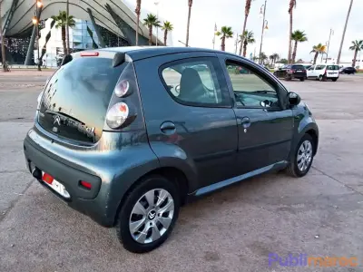À VENDRE : Citroën C1 (Modèle 2010) – Citadine Ultra Économique photo 7