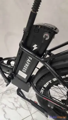 À VENDRE : FAT BIKE ÉLECTRIQUE FAFREES F20 MAX (OCCASION COMME NEUF) photo 6