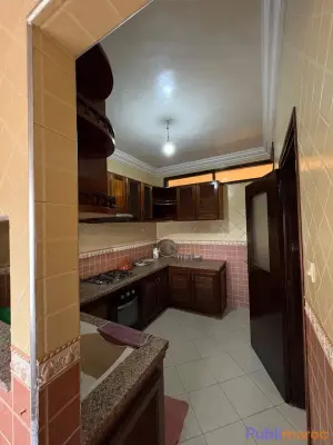 Appartement meublee disponible en location au centre de Rabat Diour jamaa photo 5