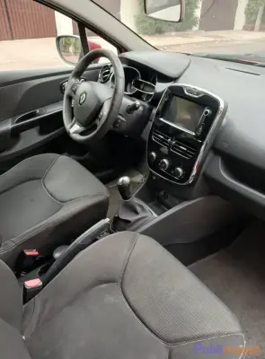 Renault Clio 4 Essence (Modèle 2013) – Première Main photo 6
