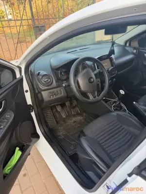 Renault Clio 4 (Modèle 2018) Semi-Option – Casablanca photo 4
