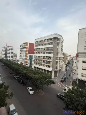 APPARTEMENT VIDE À LOUER – Casablanca (Moulay Youssef / Ziraoui) photo 4