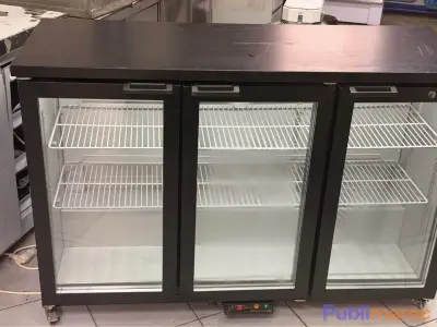 SOUS COMPTOIR VITRÉ RÉFRIGÉRÉ CORECO (1,40 m) À VENDRE photo 2