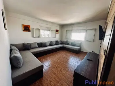 Studio meublé à louer – Roudani