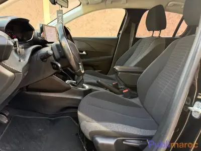 Peugeot 208 diesel à vendre – salé photo 2