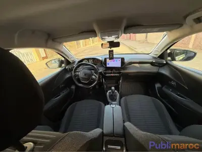Peugeot 208 diesel à vendre – salé photo 3