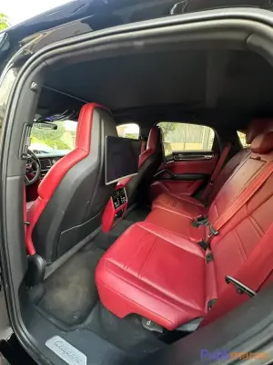Porsche cayenne coupé hybride (importé neuf) photo 6
