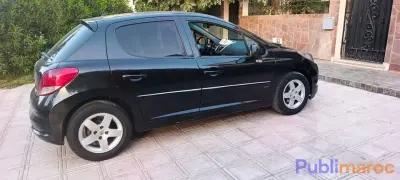 Peugeot 207 diesel (modèle 2011) photo 5