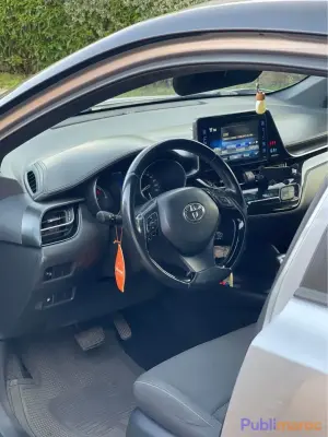 Toyota C-HR 2019 à vendre – Première main photo 2