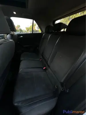 Volkswagen T-Roc 2023 photo 3