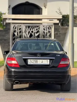 Mercedes C220 Diesel 2009 – Boîte Automatique – Très Bon État photo 6