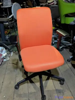Chaise de bureau ergonomique photo 1