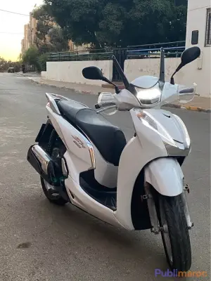 Honda SH 300 Smart  Modèle 2017