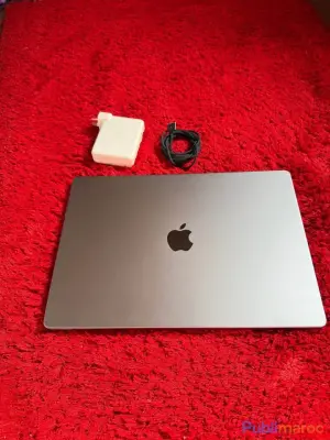 MacBook Pro M2 Pro 16 pouces photo 3
