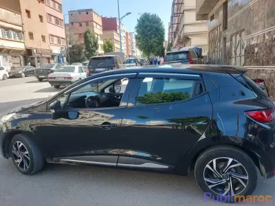 RENAULT CLIO 2020 photo 3
