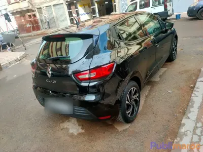 RENAULT CLIO 2020 photo 7